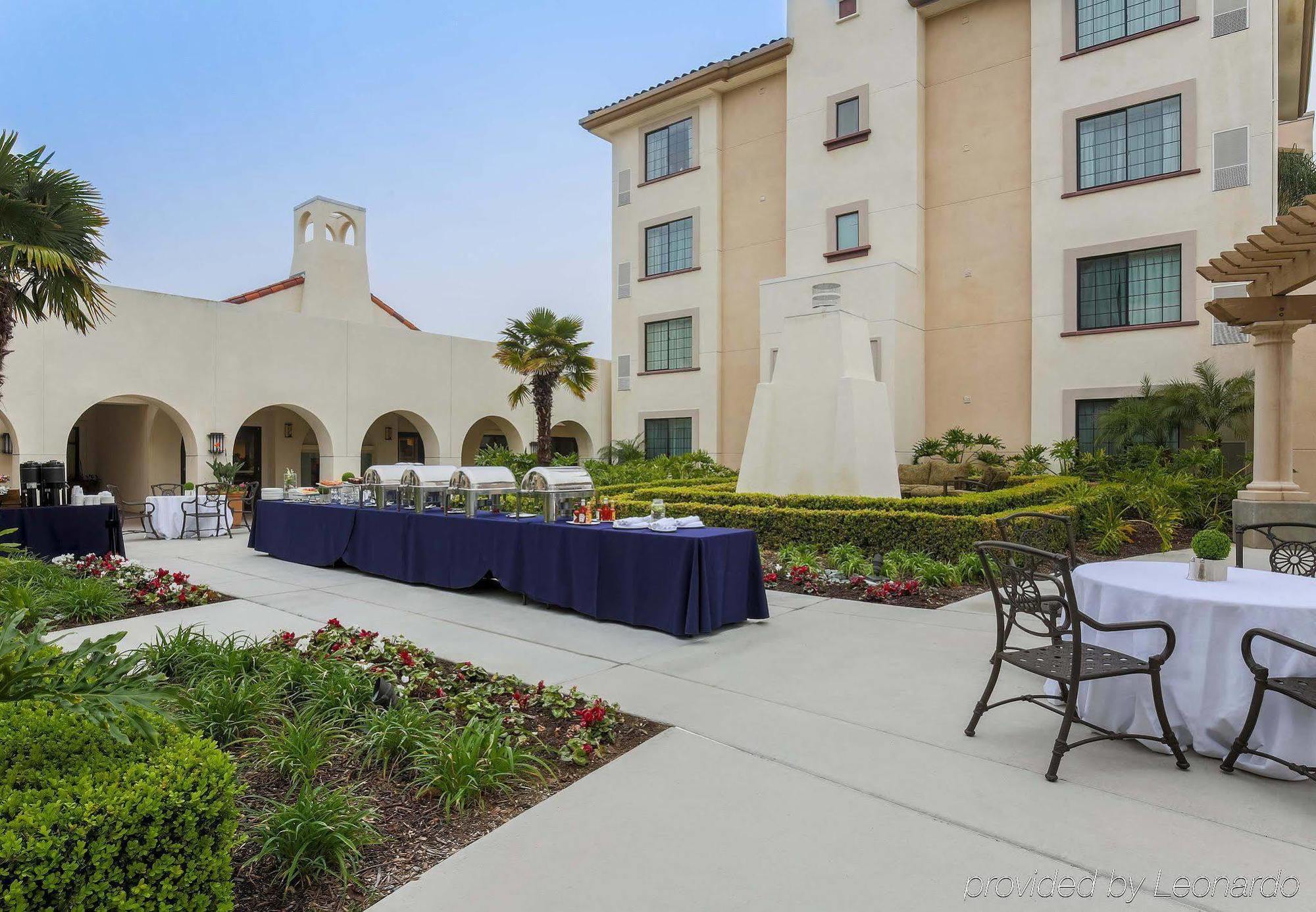 Courtyard San Diego Airport/Liberty Station Exteriör bild